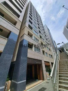 東京都港区六本木2【マンション】の外観