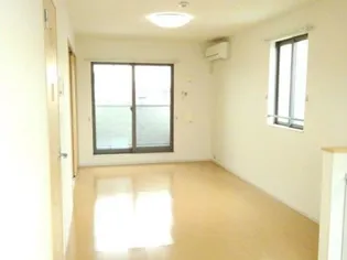 ラフレシール【3階】の居間