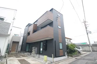 プリシェール名塚【2階】の外観