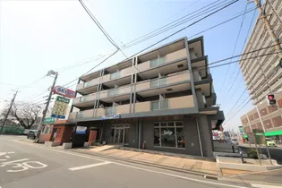 トゥー ル モンドの画像