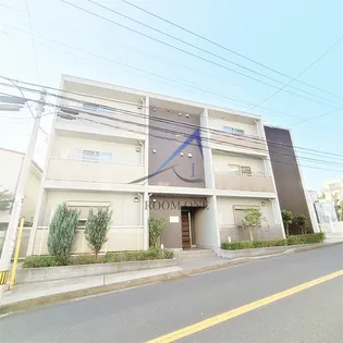 プランドール横浜【3階】の外観