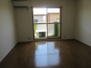 シャインハイツ【2階】の居間