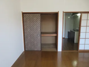 シャインハイツ【2階】の内装