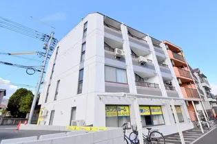 アオバビルの画像