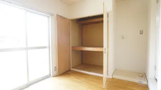 L・EAST【1階】の内装