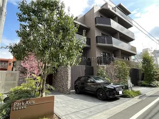 パークアクシス市谷加賀町【4階】の外観