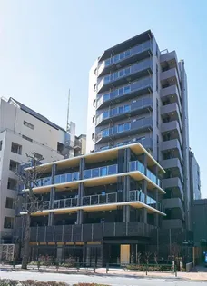 東京都港区南青山4【マンション】の外観