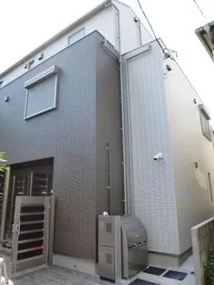 ブランメゾン三軒茶屋【1階】の外観