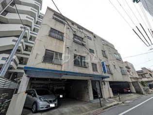 ニュー国分【3階】の外観