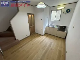 アンセーヌメゾン【1階】の居間