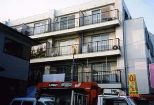 平和コーポ【4階】の外観