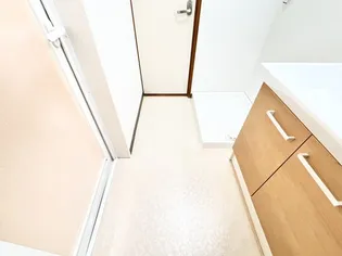 ガーデンヒルズ1号館【2階】の内装