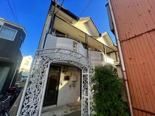 サンライフ元町【1階】の外観