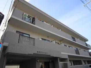 玉井マンション【1階】の外観