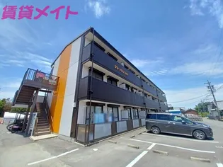 クレッシェンド【1階】の外観