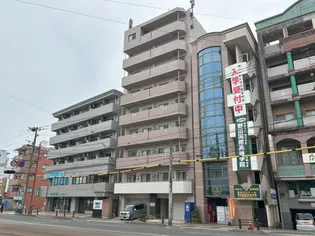 ラトゥール若葉【7階】の外観