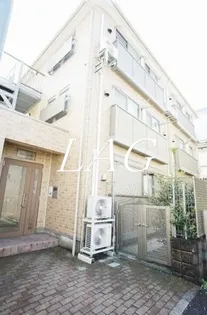 エスポワール新宿【3階】の外観