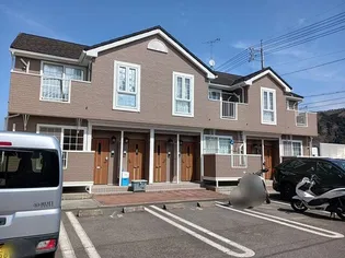 グリーンベルB棟の外観