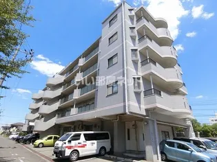 シャトーカワイ【4階】の外観