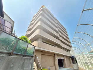 ライオンズマンション朝霧北【4階】の外観