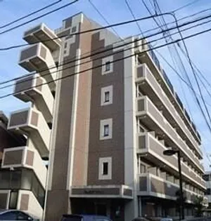 東京都板橋区東新町2【マンション】の外観