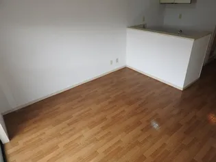 オクトワール宮崎西弐番館【2階】の内装