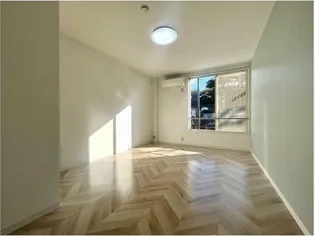 リルームス浜脇【2階】の居間