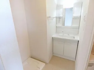 アドリアーノ【1階】の内装