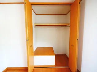 フォアサイト神峰【1階】の内装