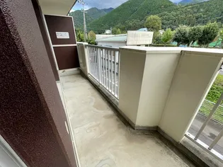 アーバンコート山根【2階】の内装