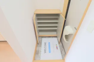 米田コーポ B【2階】の玄関