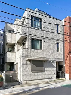 シャルム・ドマーニ【1階】の外観