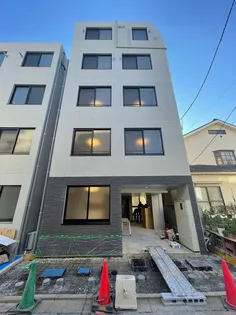 東京都荒川区荒川5【マンション】の外観