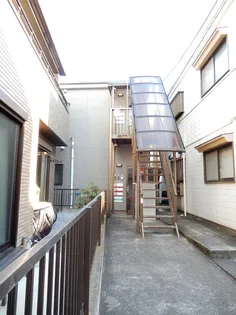 Lフラット【2階】の外観