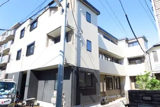 ウェルスクエア千歳烏山【1階】の外観