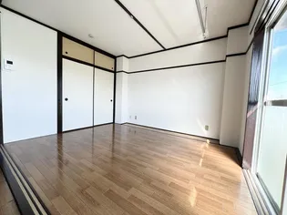 サラ・デ・エスタル【6階】の内装