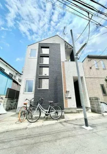 ファーストハウス北新【2階】の外観