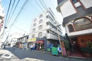 山本ビル【3階】の外観