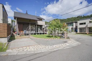 大阪府箕面市森町北2【一戸建】の外観