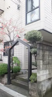 グランドール林の画像