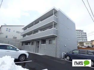 Queens’S【2階】の外観