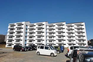 サニーヒル会瀬 2号館【1階】の外観