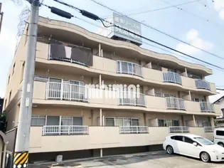 メゾンしかた【3階】の外観