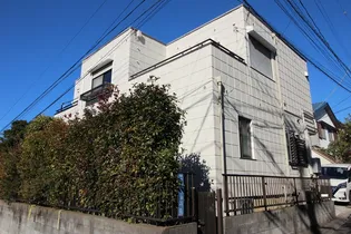 ベルメゾン【2階】の外観