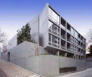 東京都港区西麻布3【マンション】の外観