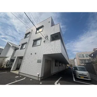 ファミリア一番館の画像