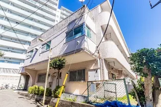 ガーディナ初台【1階】の外観