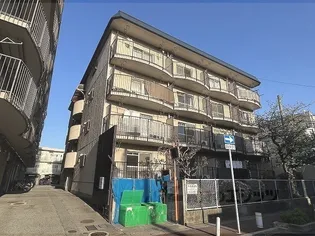 マンション和光【1階】の外観