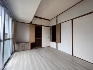 水間ビル【2階】の居間