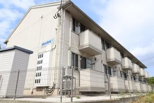 ブラオベルク【1階】の外観